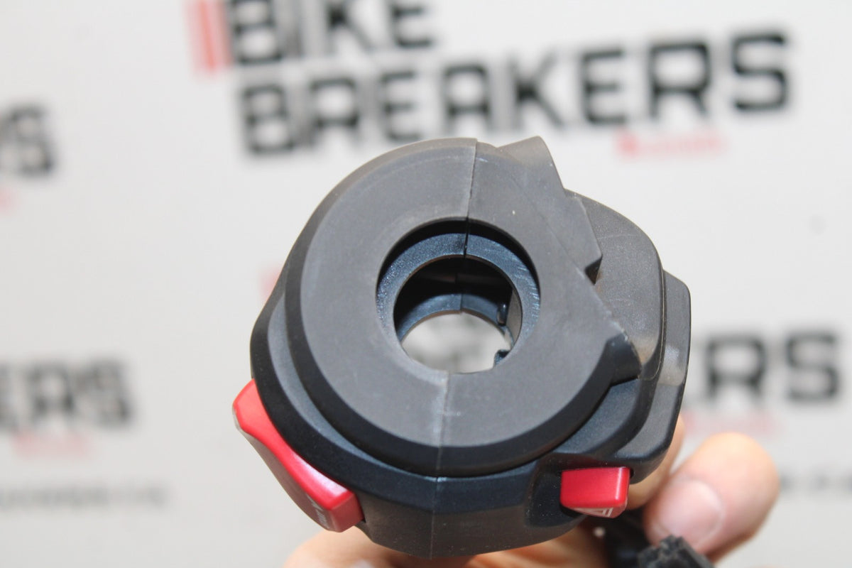 18 SUZUKI GSXR1000 RIGHT CLIP ON HANDLE KILL OFF START SWITCH SWITCHES BB642