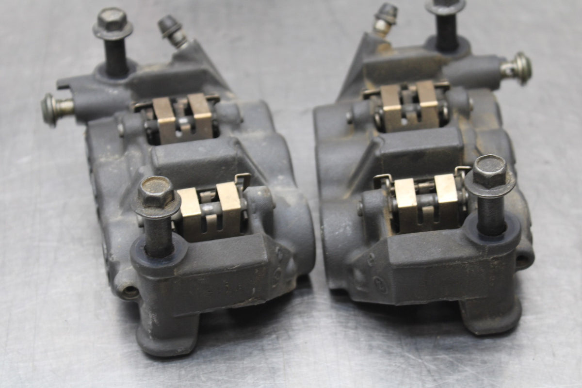 07-08 YAMAHA YZF R1 RIGHT LEFT FRONT BRAKE CALIPER SET PAIR CALIPERS BB771