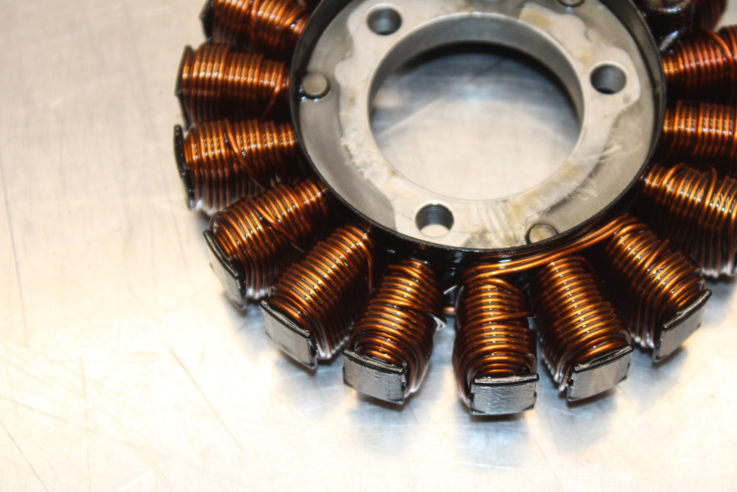 11-22 SUZUKI GSXR 600  STATOR GENERATOR ALTERNATOR MAGNETO BB193