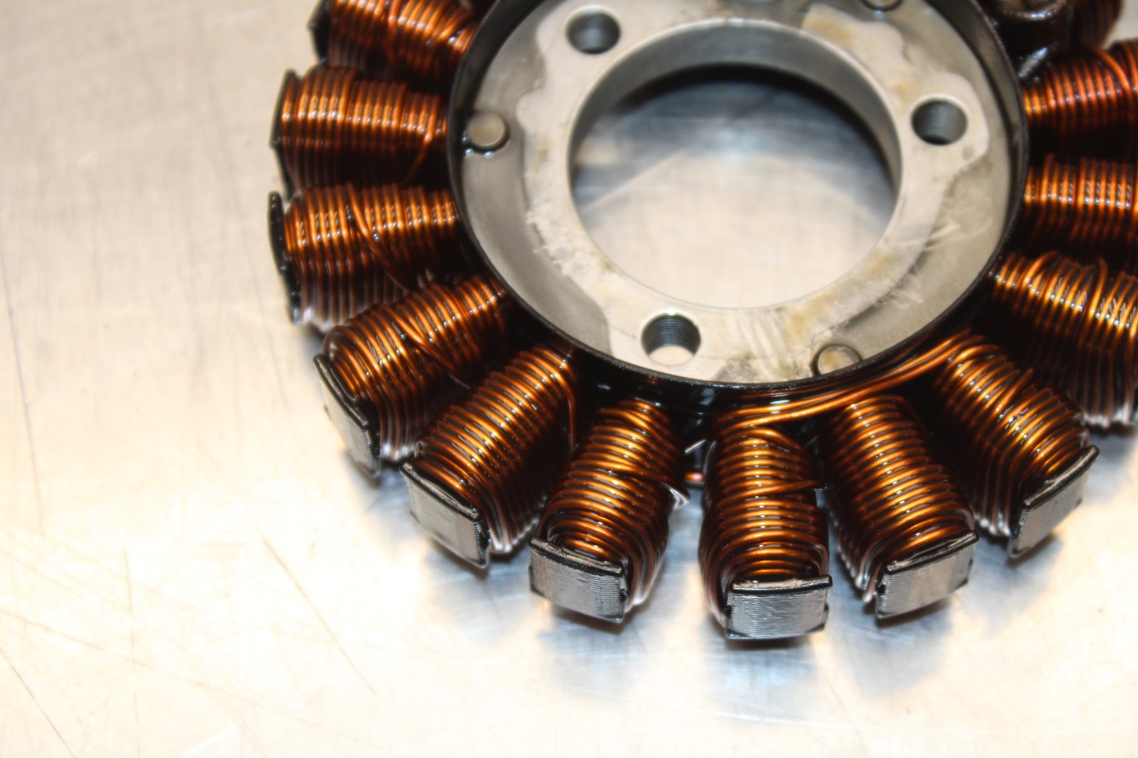 11-22 SUZUKI GSXR 600  STATOR GENERATOR ALTERNATOR MAGNETO BB193