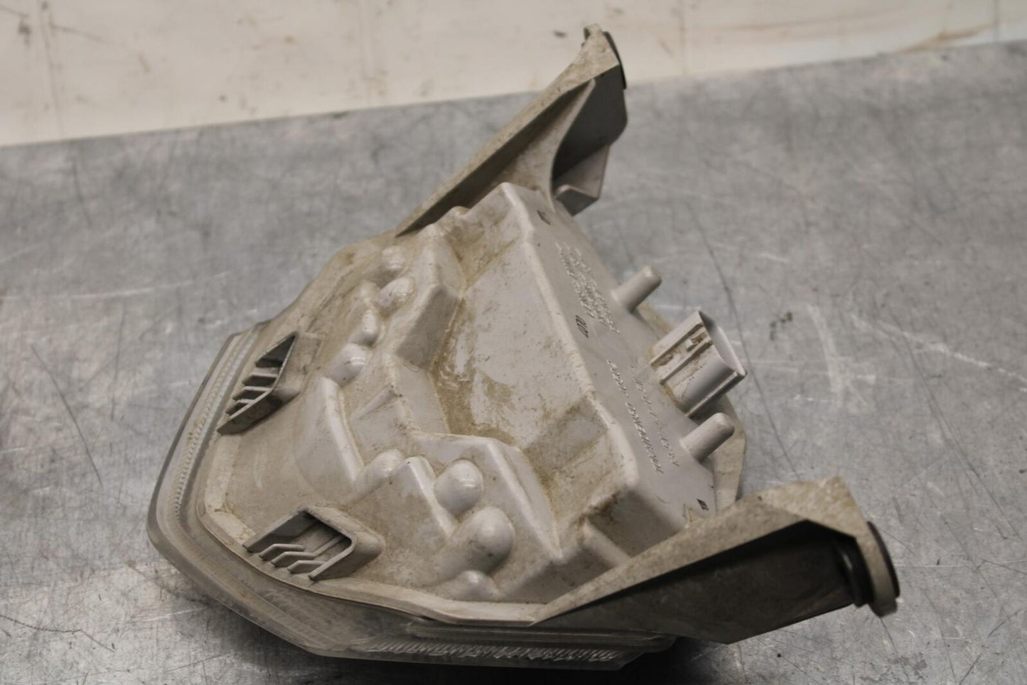 2011 Kawasaki Ninja ZX6R ZX600R REAR TAIL TAILLIGHT BRAKE LIGHT BB587