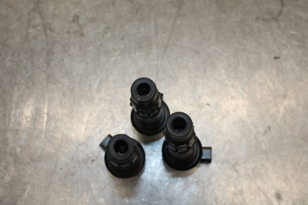 22-24 YAMAHA XSR900 IGNITION COILS COIL SPARK PLUG CAPS  BB683