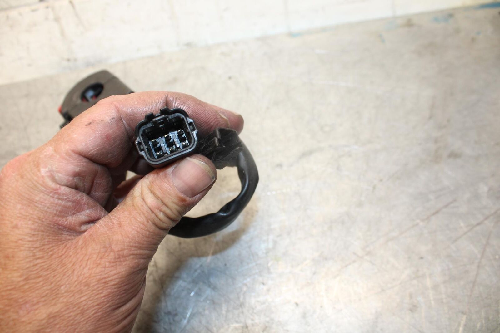 2007 Kawasaki Ninja ZX6R ZX600P RIGHT CLIP ON HANDLE KILL OFF START SWITCH BB47