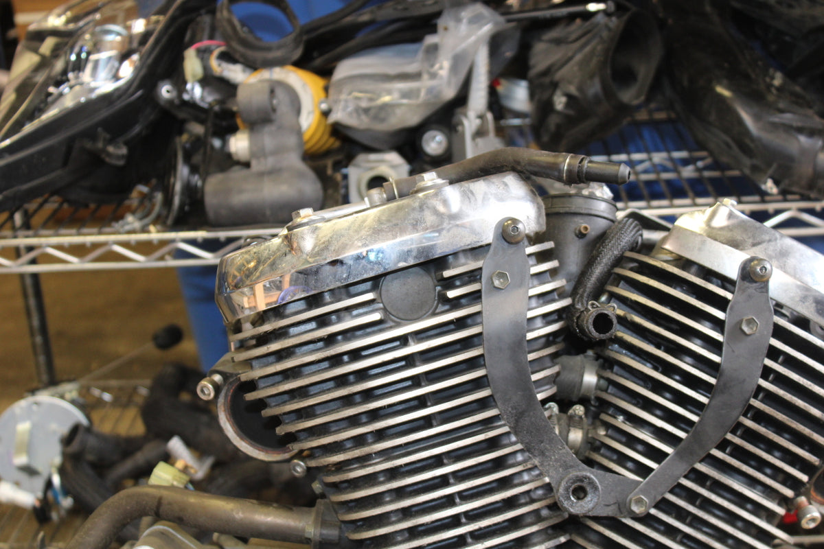 04 SUZUKI INTRUDER 800 ENGINE MOTOR BB758