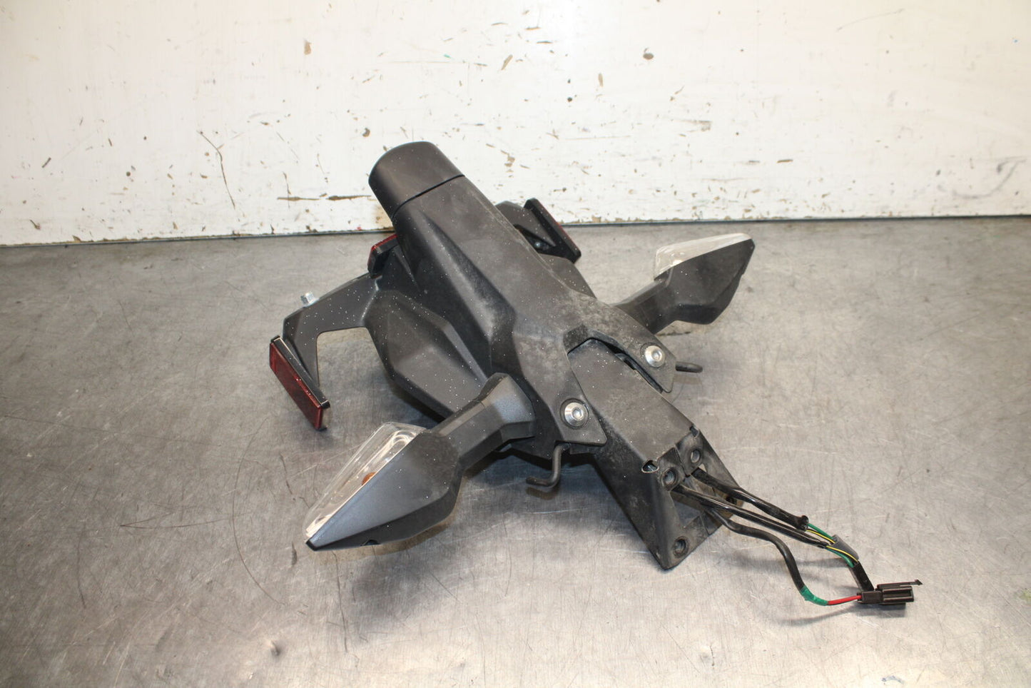 18-23 KAWASAKI NINJA 400 EX400 ABS REAR BACK FENDER MUD GUARD BB747