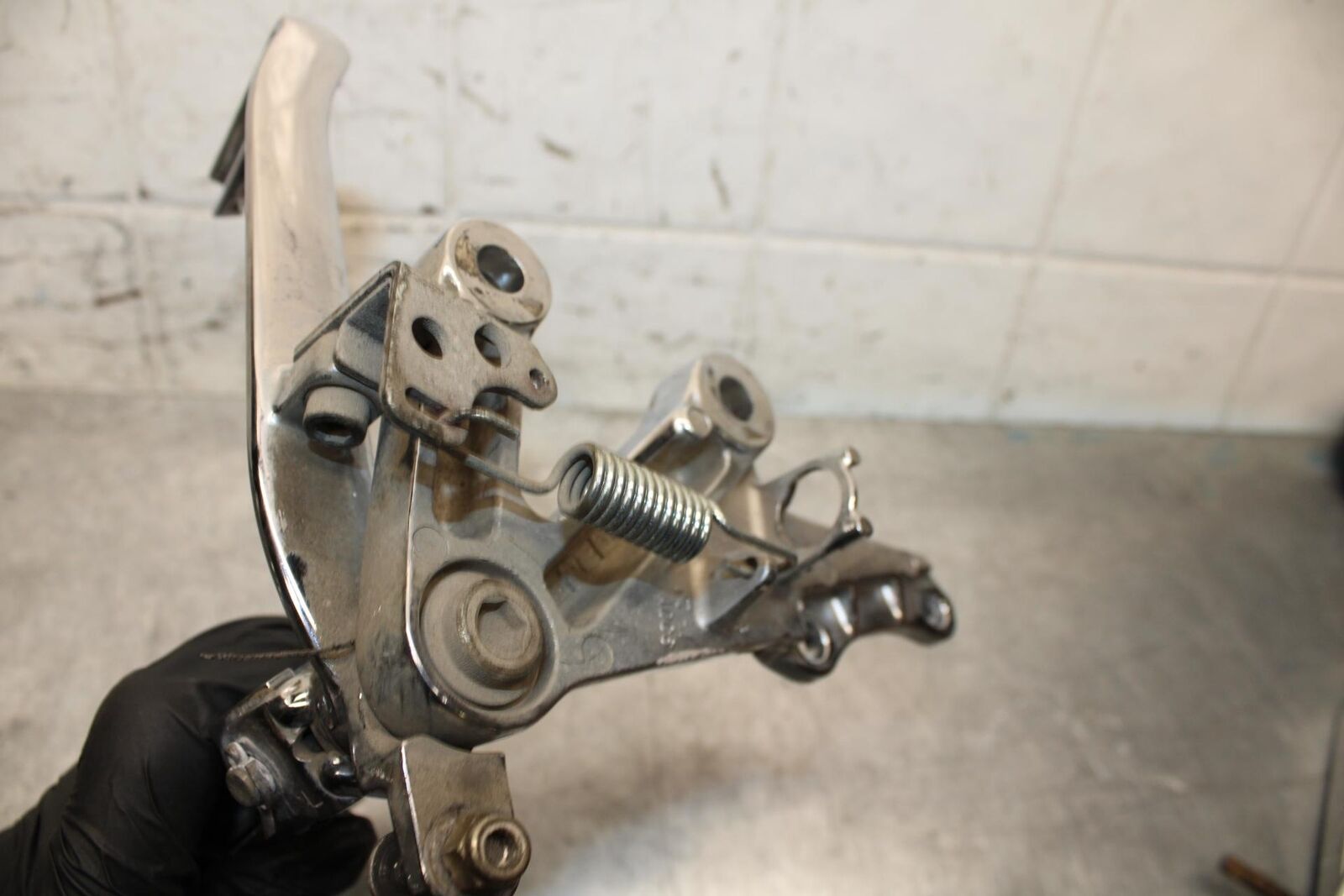 2001 Suzuki GSXR750 CHROME FRONT FOOT RESTS PEGS STEPS SET PAIR BB553
