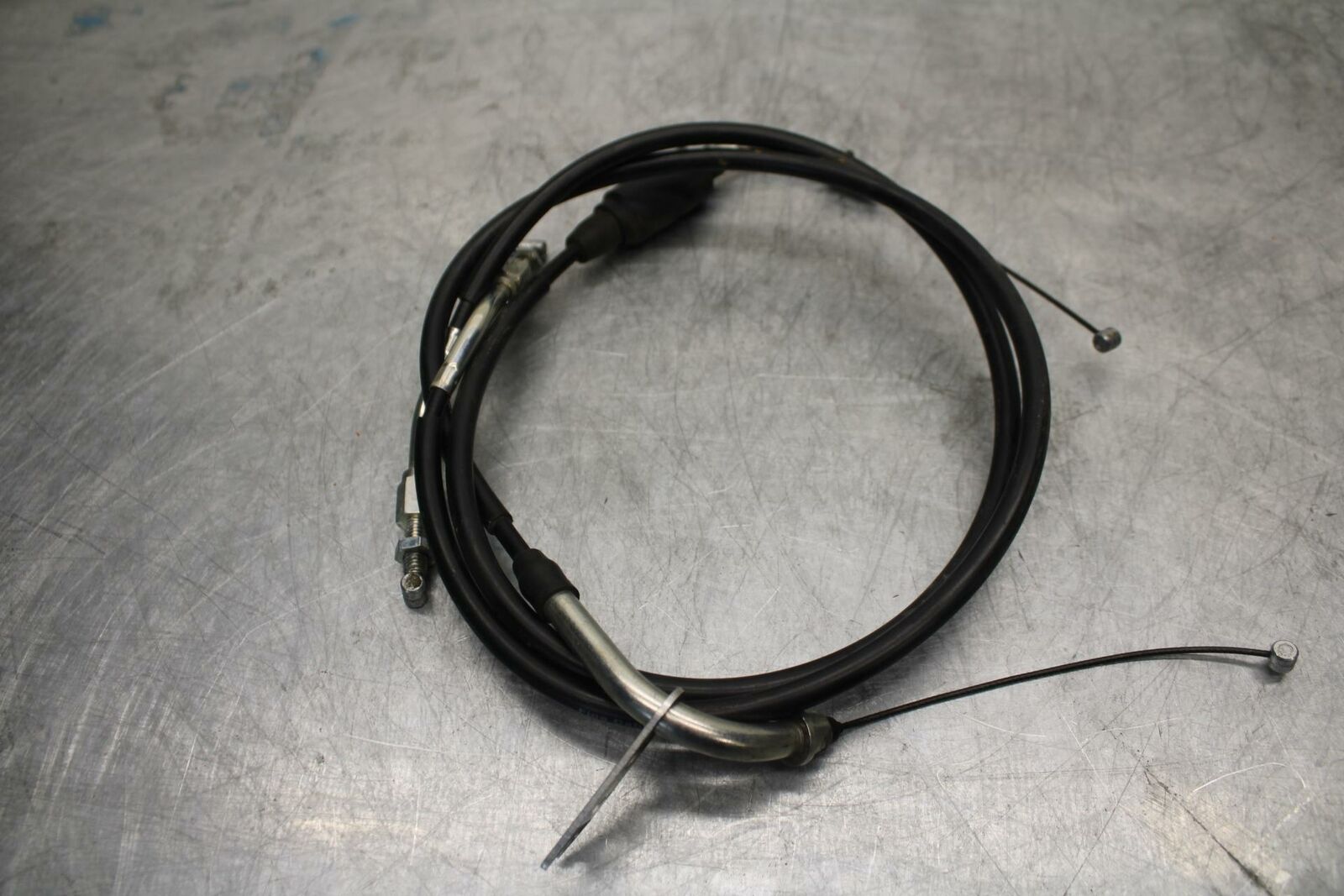 11-17 SUZUKI GSXR600 THROTTLE CABLES LINES BB417