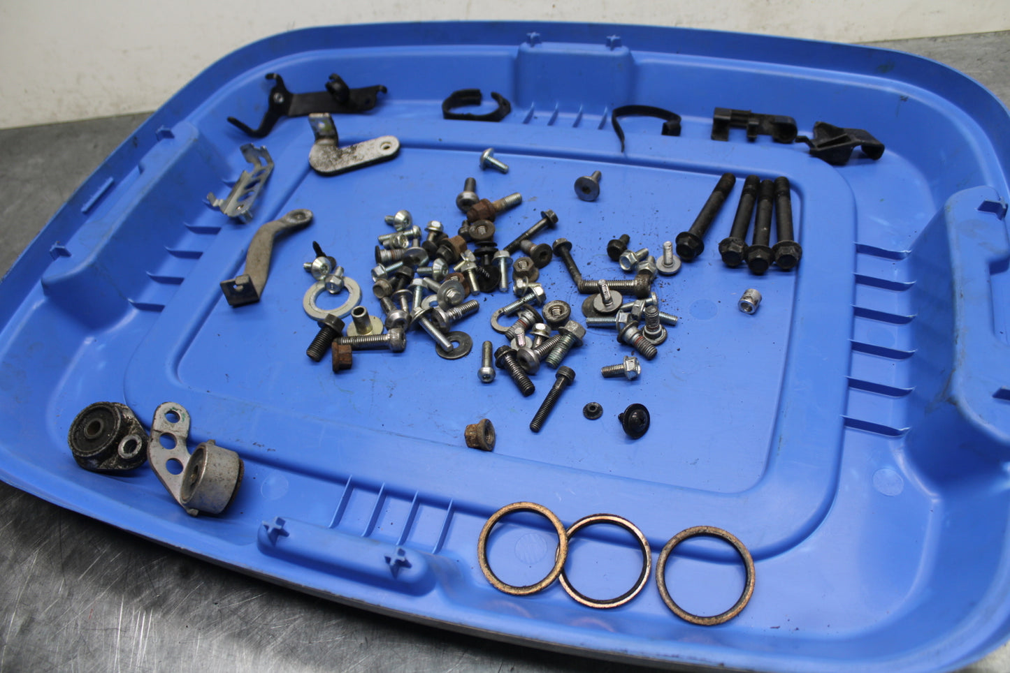 08-10 SUZUKI GSXR 600 MOUNTING BOLTS HARDWARE MOTOR SCREWS BB132