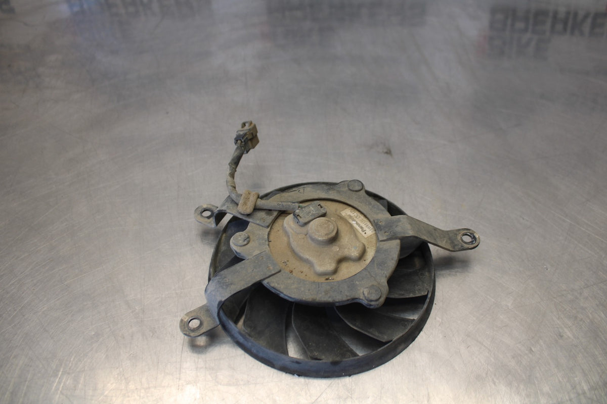 15 TRIUMPH TIGER 800 ENGINE RADIATOR COOLING FAN BB873