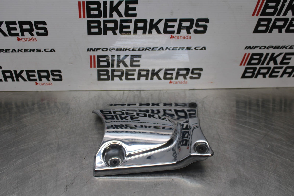 15 SUZUKI BOULEVARD C50 SIDE COVER PANEL COWL  BB775