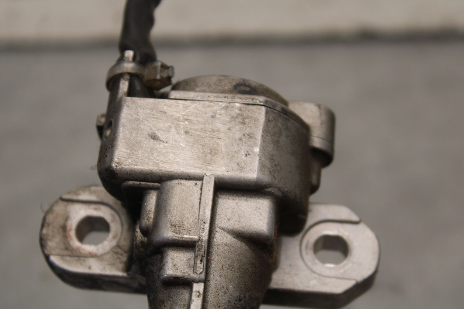 05-06 SUZUKI BOULEVARD M50 IGNITION LOCK KEY SET W/ GAS CAP AND SEAT LOCK BB671