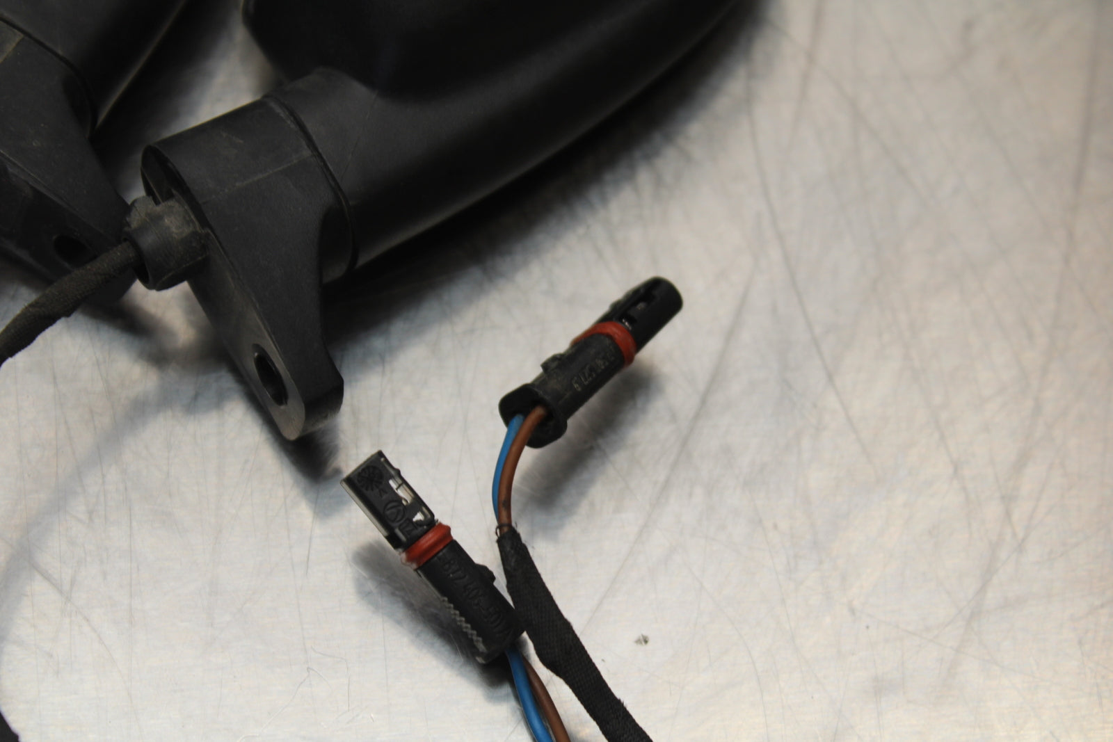 06-12 BMW F800ST REAR LEFT RIGHT TURN SIGNALS LIGHT INDICATORS BB144