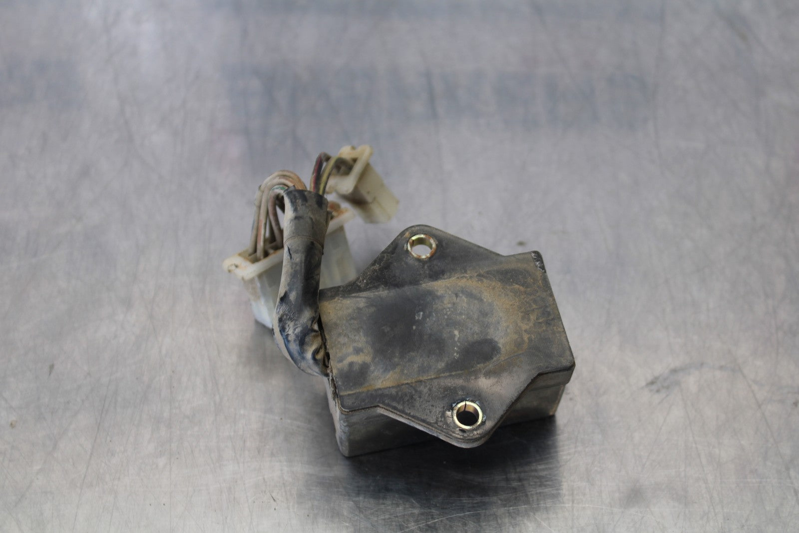 78-79 HONDA GOLDWING 1000 FUSE BOX  BB171