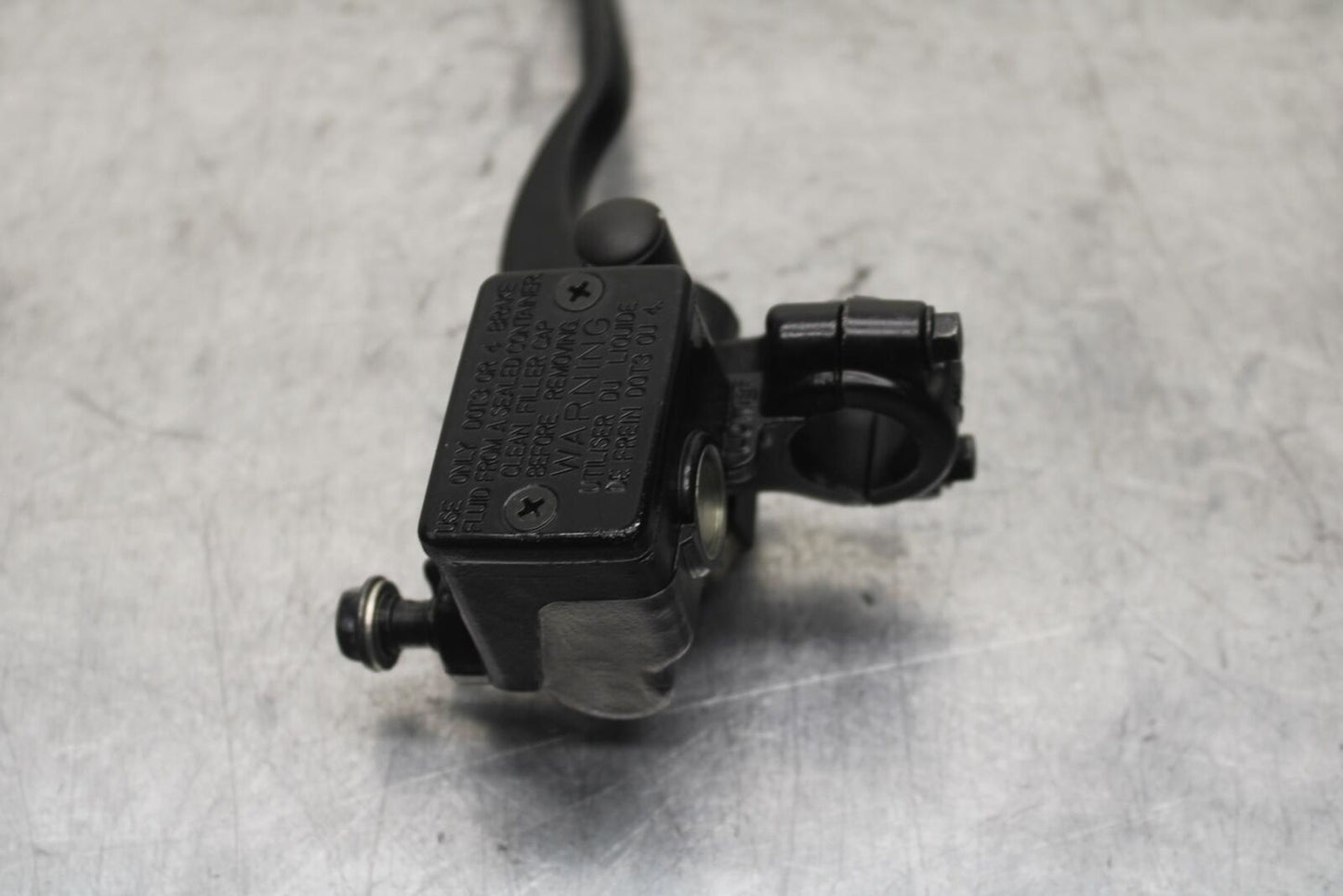 2009 Kawasaki Ninja EX250J FRONT BRAKE MASTER CYLINDER w/ LEVER 43015-0110 BB87