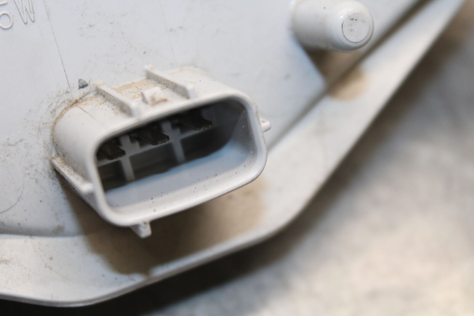 09-12 KAWASAKI NINJA ZX6R REAR TAIL TAILLIGHT BACK BRAKE LIGHT BB640