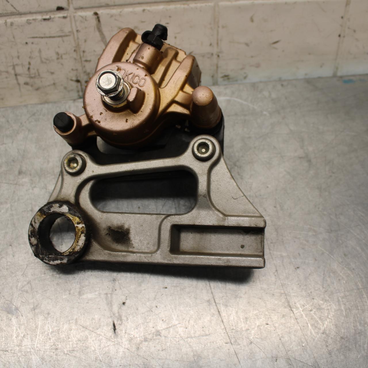 2003 Kawasaki Ninja ZX6RR ZX600K REAR BACK BRAKE CALIPER W MOUNT BRACKET BB66