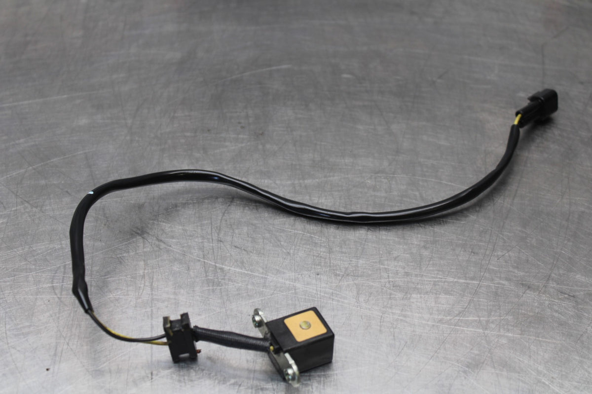 08 KAWASAKI NINJA ZX10R ENGINE MOTOR COIL PICKUP PULSE PULSER SENSOR BB902
