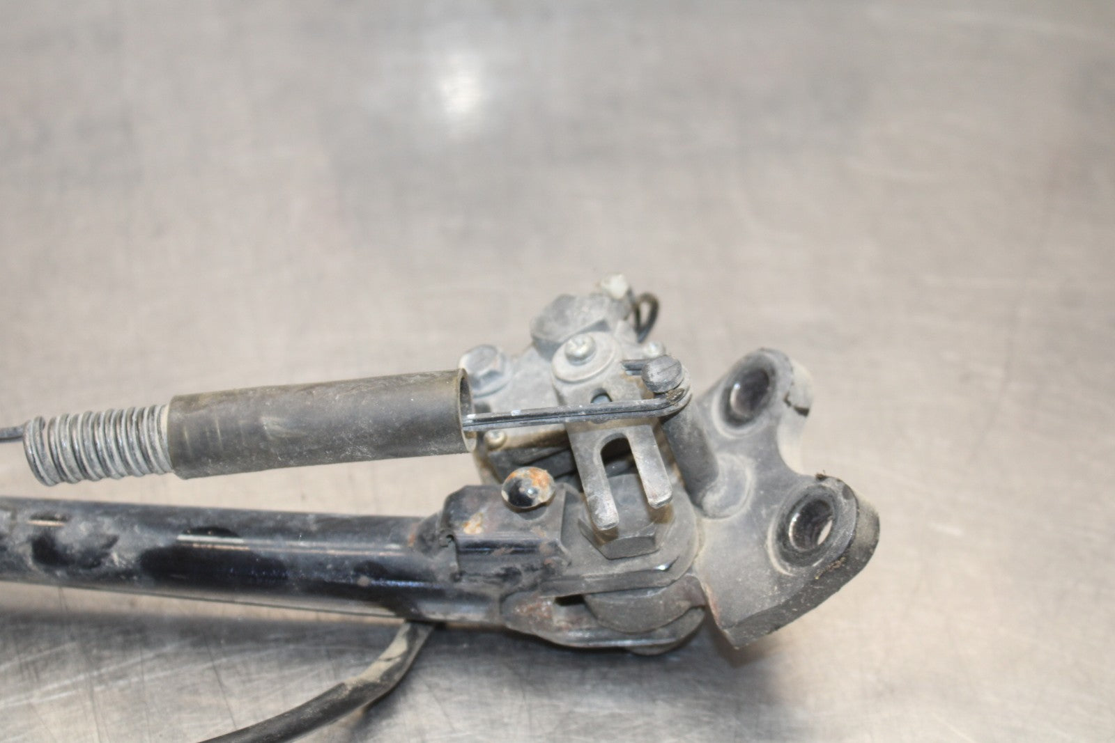 07-08 KAWASAKI NINJA ZX6R KICKSTAND SIDE KICK STAND 34024-0001-18R BB203