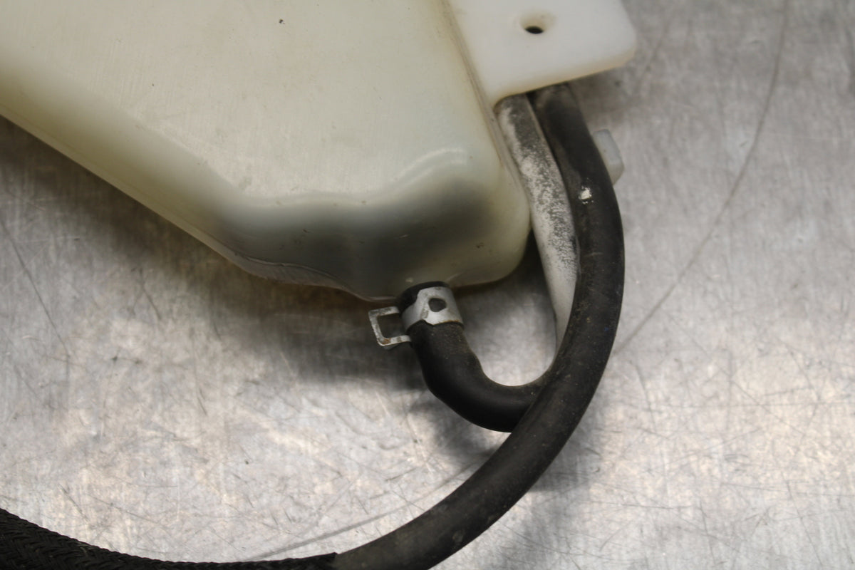 08-10 SUZUKI GSXR 600 COOLANT WATER TANK RESERVOIR BOTTLE BB753