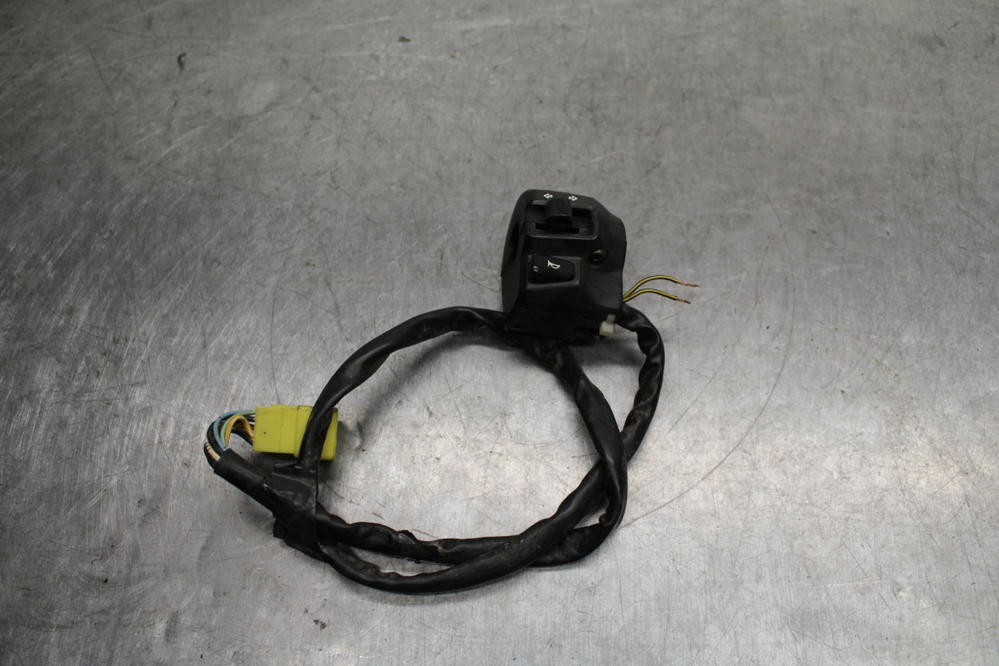 97-99 SUZUKI GSXR600 SRAD LEFT CLIP ON HANDLE HORN SIGNALS SWITCH SWITCHES BB123