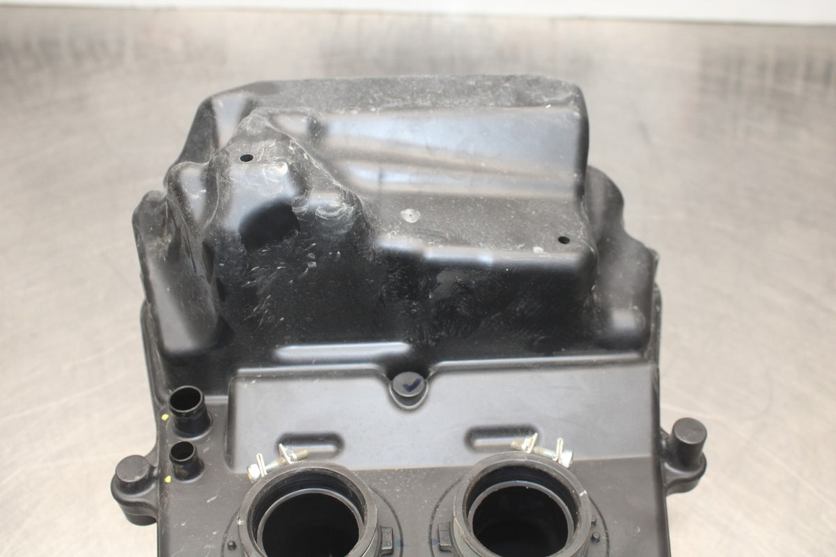 18-26 KAWASAKI Z400 AIRBOX AIR INTAKE FILTER BOX BB852