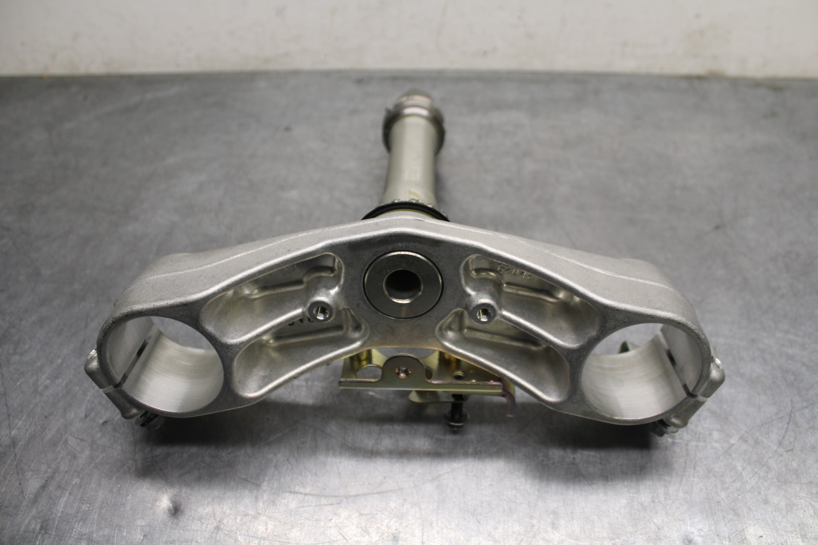 12-25 KAWASAKI NINJA ZX14R NEW!! FRONT FORKS CLAMP LOWER TRIPLE TREE STEM BB757