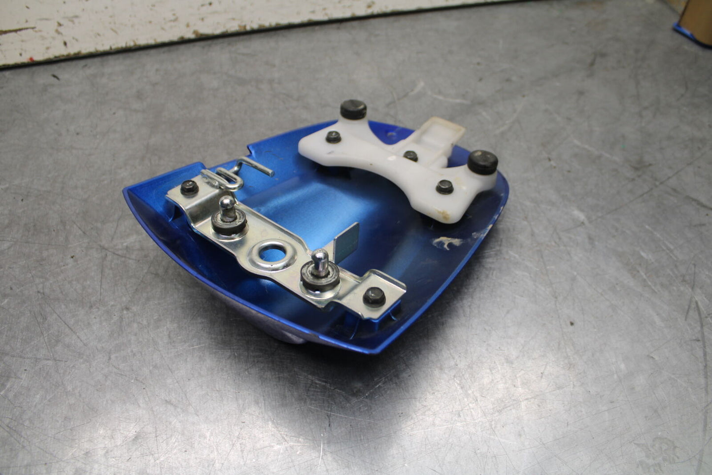 06-07 SUZUKI GSXR 600 750 REAR BACK SEAT SOLO COWL FAIRING COVER BB499