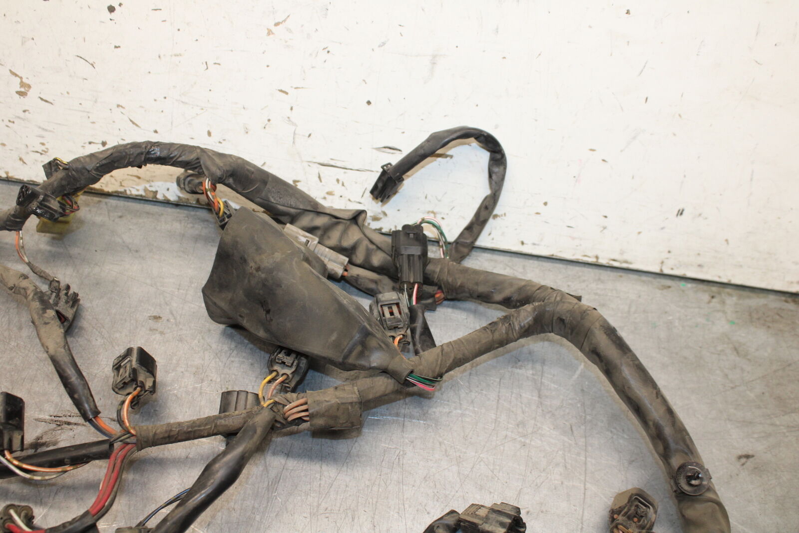 08-09 SUZUKI GSXR600 MAIN ENGINE WIRING HARNESS MOTOR WIRE LOOM BB728