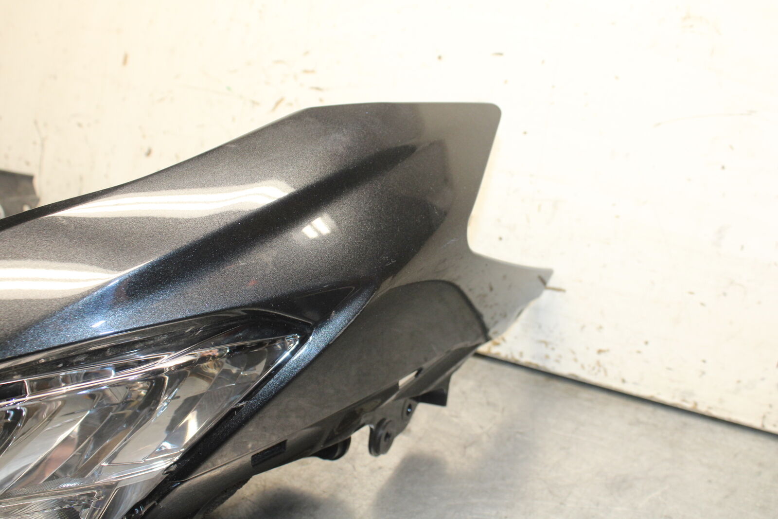 18-23 KAWASAKI NINJA 400 EX400 ABS FRONT HEADLIGHT HEAD LIGHT LAMP BB747