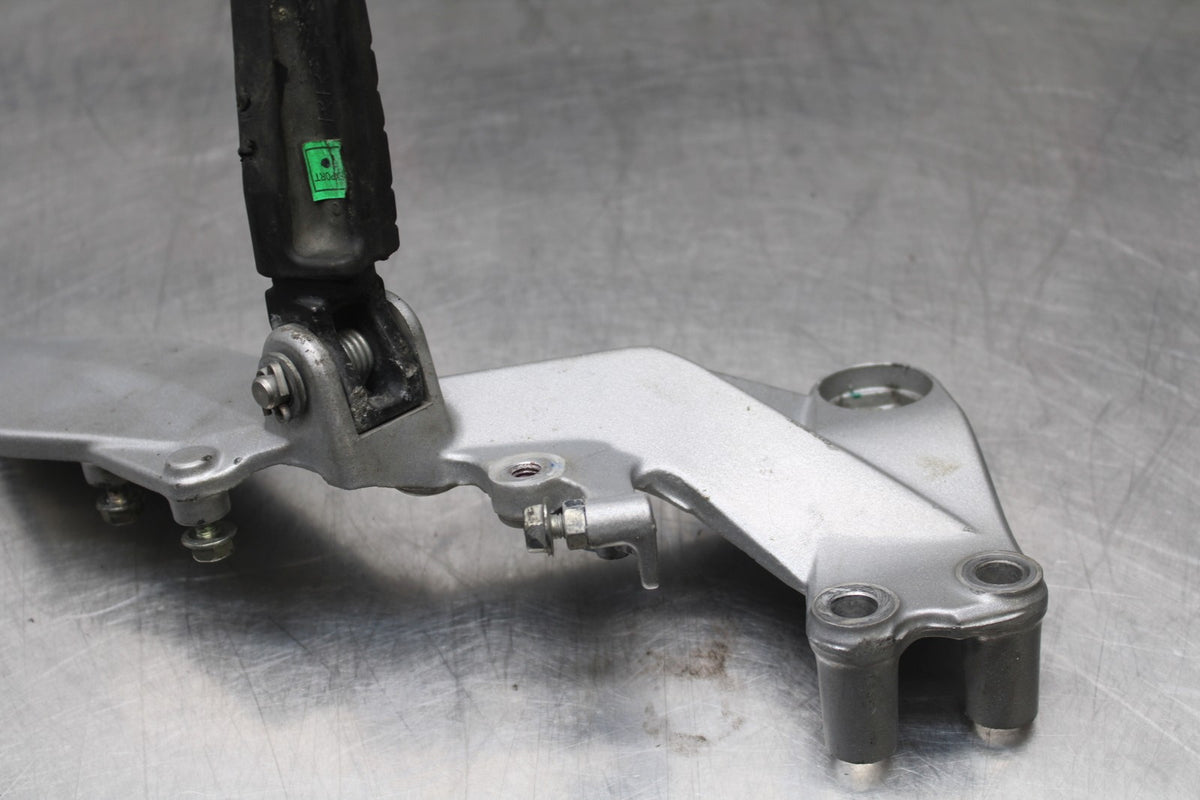 13-16 KTM 390 DUKE RIGHT REARSET REAR SET DRIVER FOOT PEG REST STOP BB815