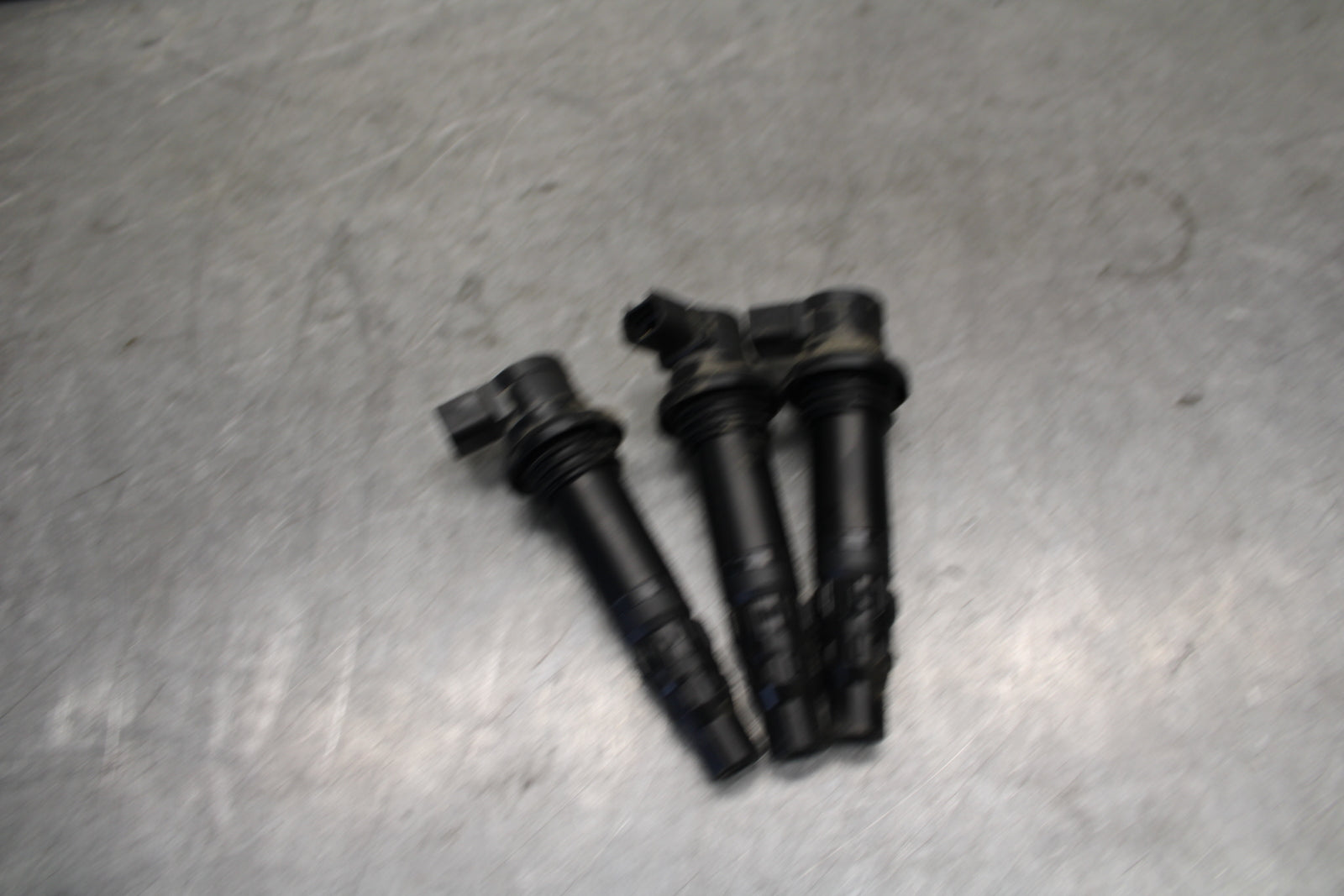 22-24 YAMAHA XSR900 IGNITION COILS COIL SPARK PLUG CAPS  BB683