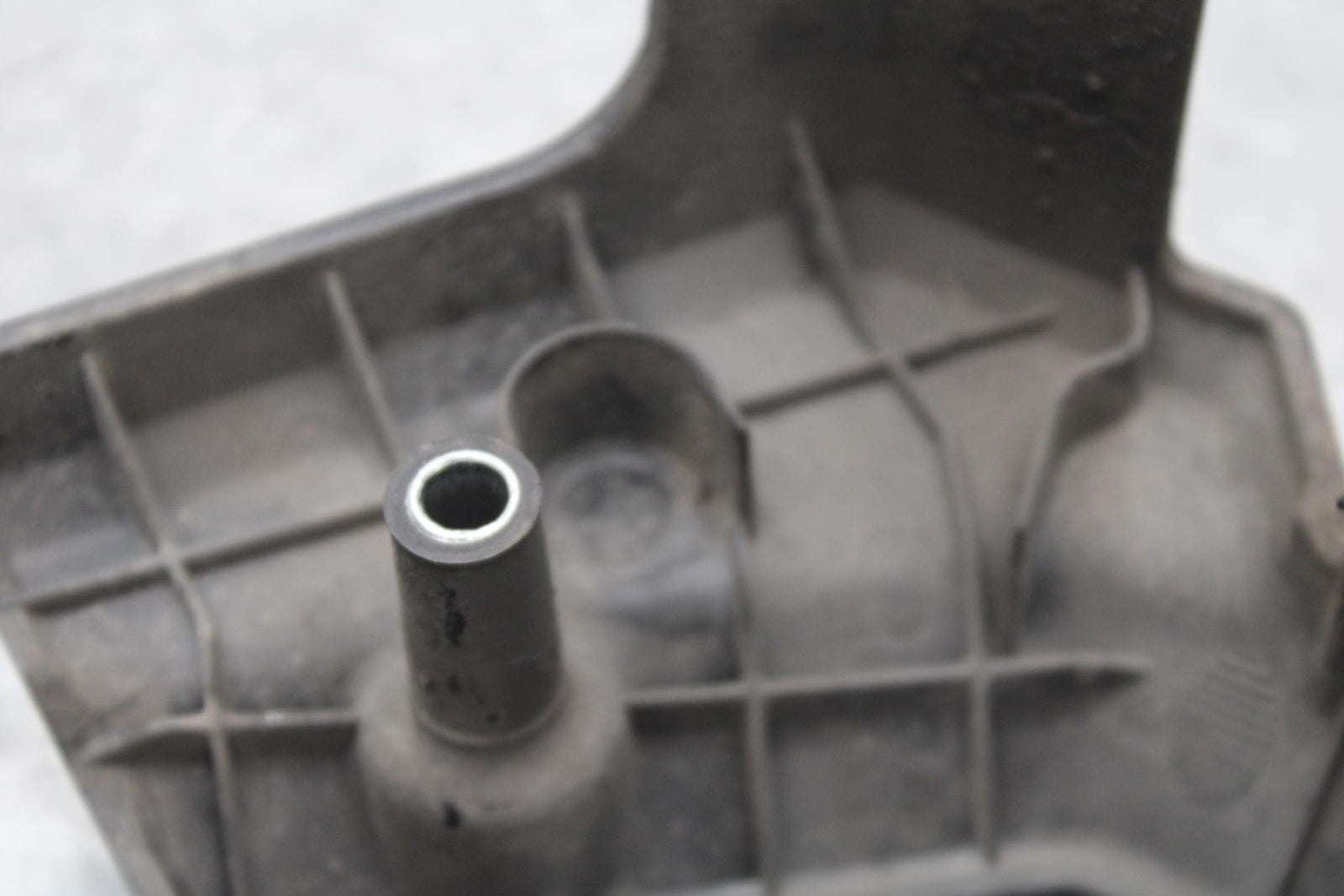 15-16 KAWASAKI EX300 ENGINE SPROCKET COVER BB635