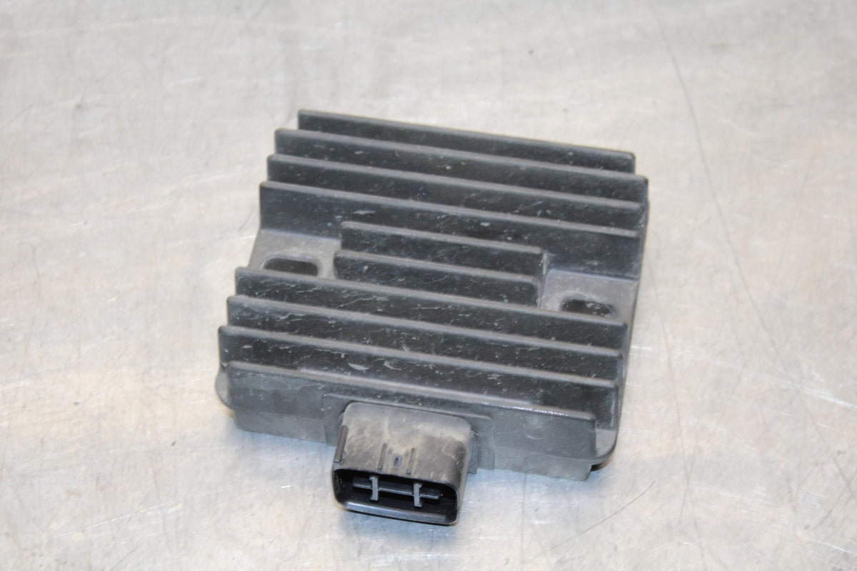 2006 Yamaha YZF R6 RECTIFIER VOLTAGE REGULATOR 4XY-81960-00-00 BB560