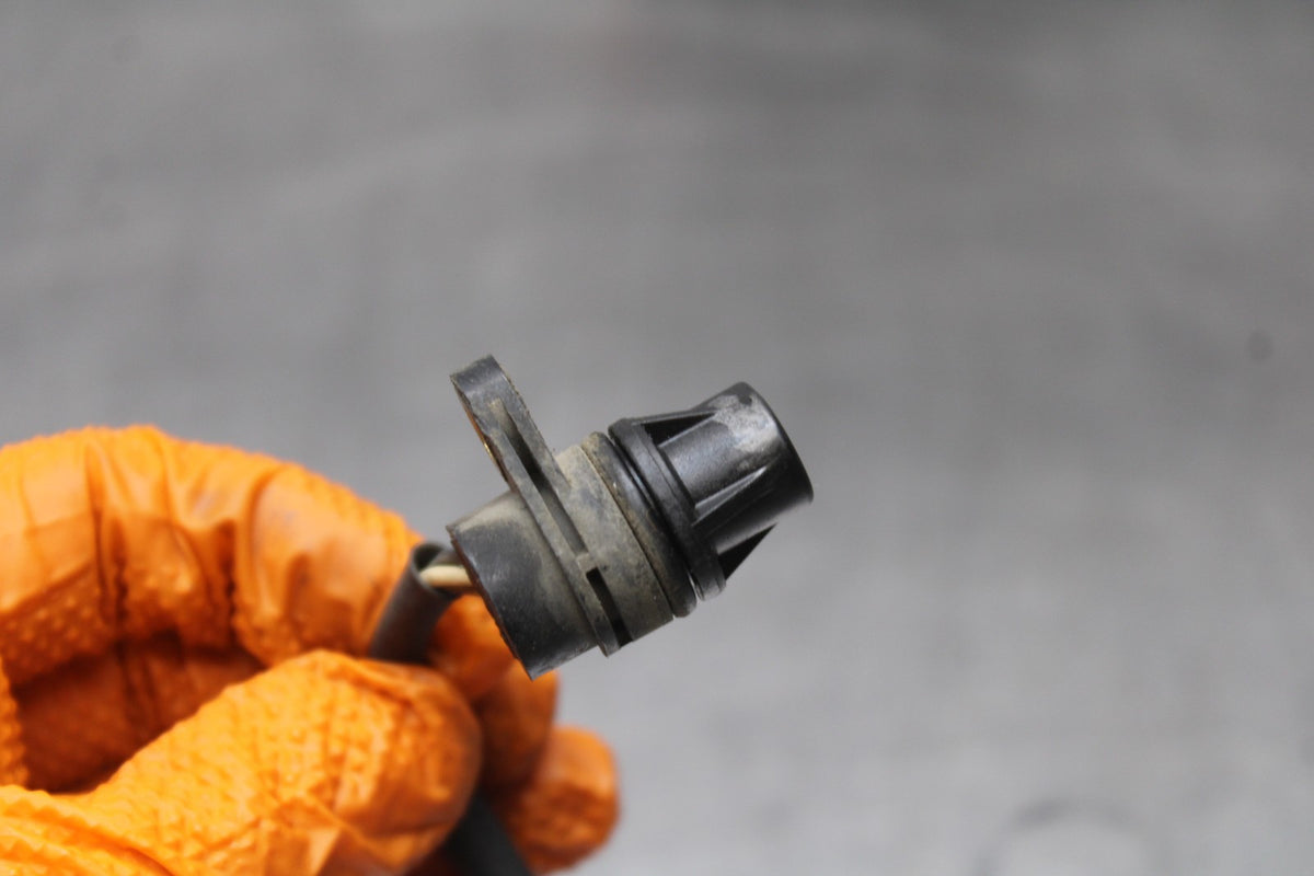 06-07 SUZUKI GSXR750 ENGINE MOTOR CAM CAMSHAFT POSTION SENSOR BB847
