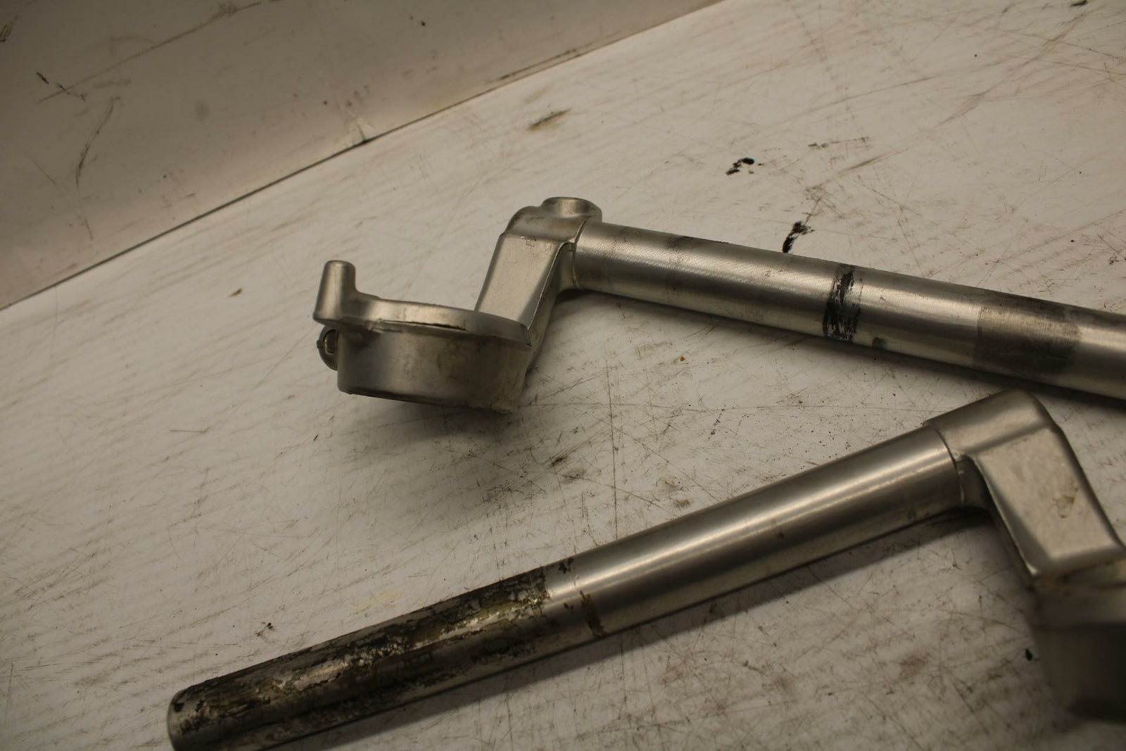 03-11 SUZUKI SV650A LEFT RIGHT CLIP ON ONS HANDLEBARS PAIR SET BB290