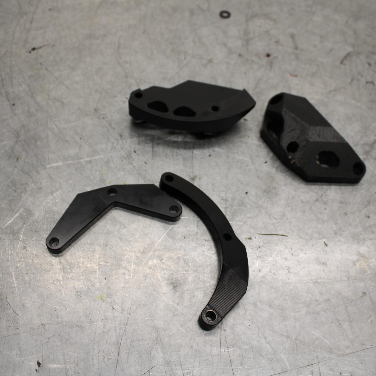 11-15 KAWASAKI ZX1000R ENGINE GAURD PROTECTOR BB445