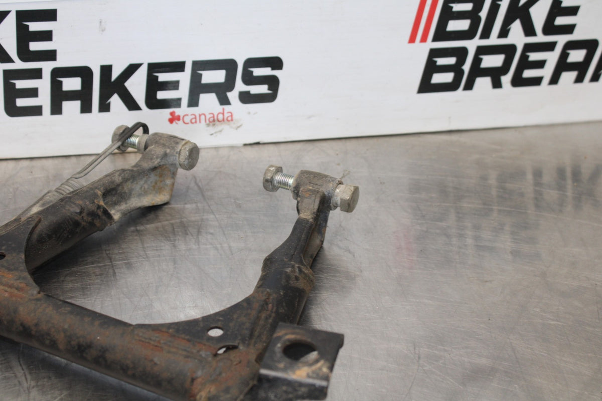 09 KAWASAKI CONCOURS 14 ZG1400B CENTER MAIN STAND BB875