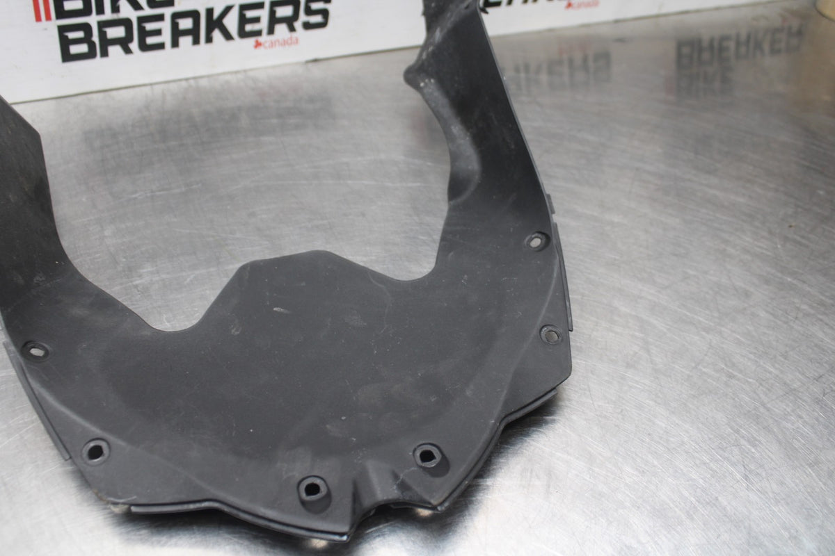 24-25 KAWASAKI NINJA ZX4R LOWER FRONT UPPER INNER HEADLIGHT COWL FAIRING  BB840