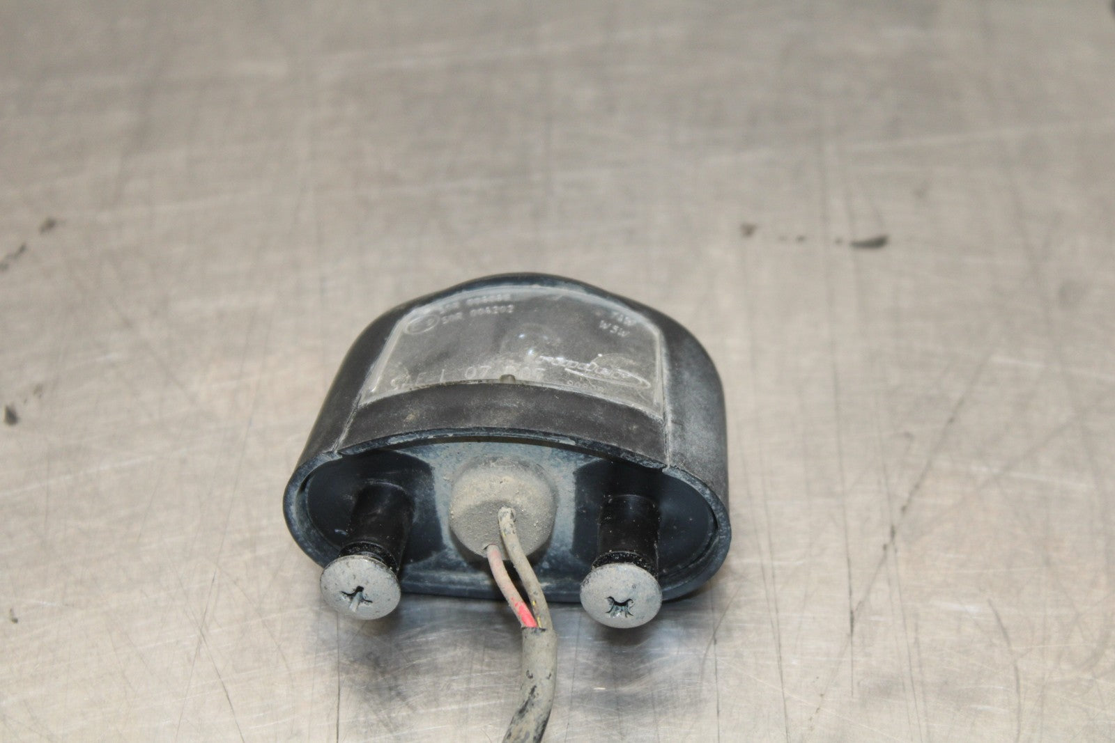 09-10 KAWASAKI ER-6N LICENSE PLATE LIGHT BB205