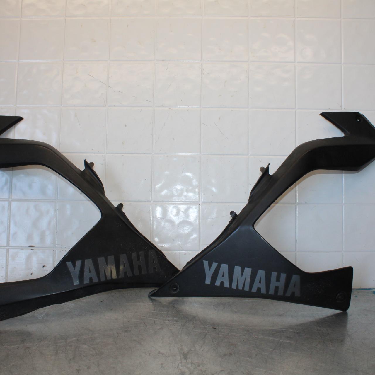 17-18 YAMAHA YZF R3 LOWER BOTTOM BELLY FAIRING COWL BB438 