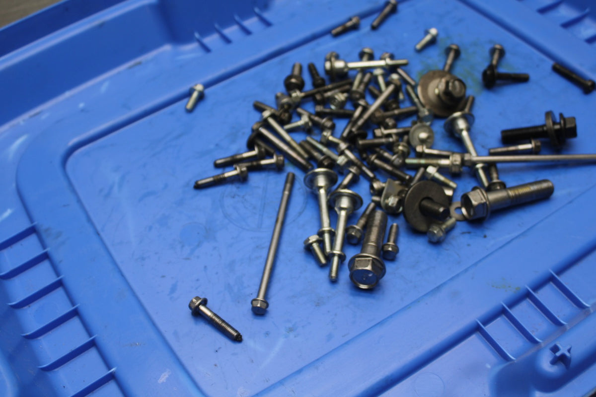 08-09 HONDA CBR1000RR ENGINE MOUNTING BOLTS HARDWARE MOTOR SCREWS BB128
