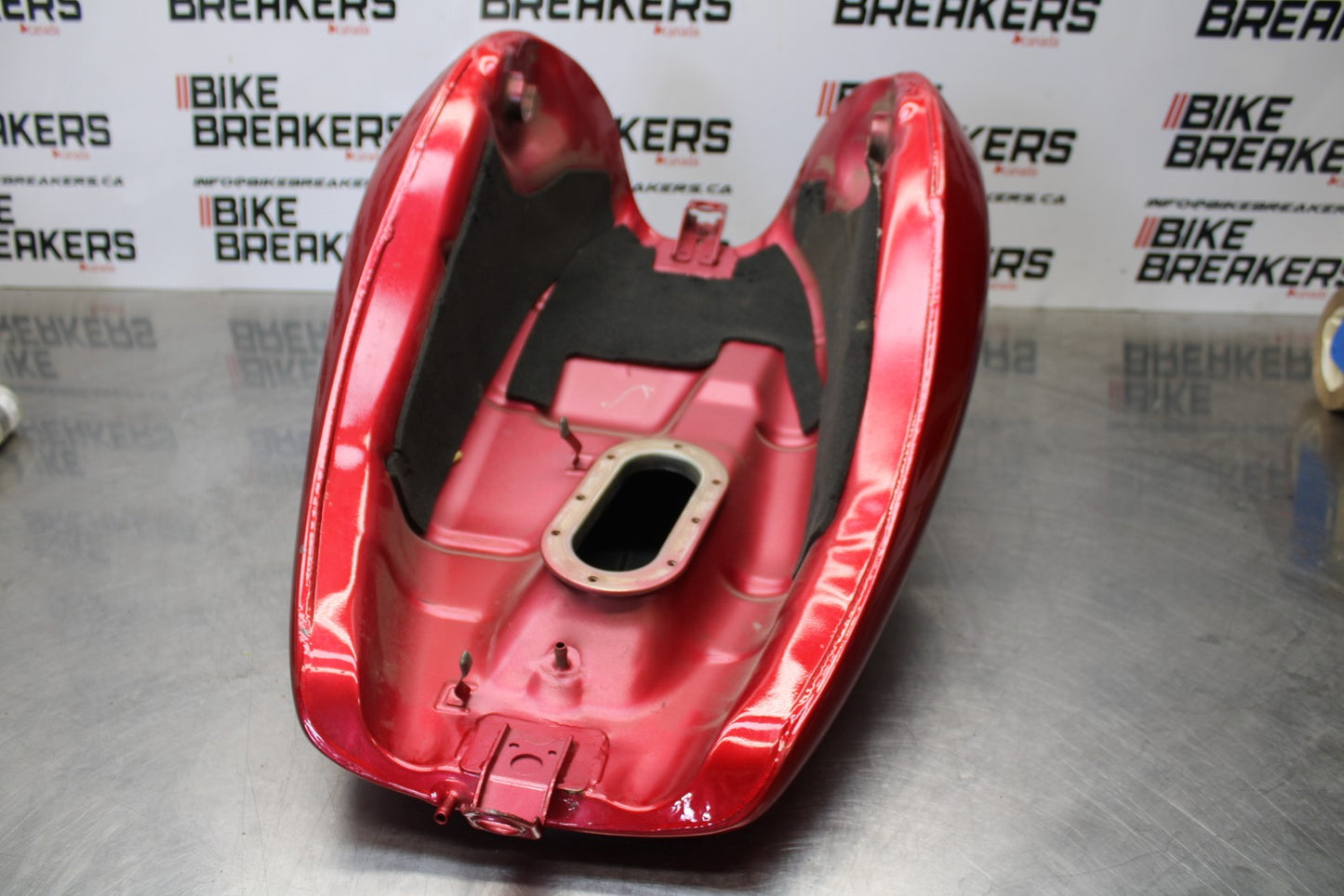 03 KAWASAKI VULCAN 1500 VN1500P MEAN STREAK GAS TANK FUEL PETROL RESERVOIR BB00