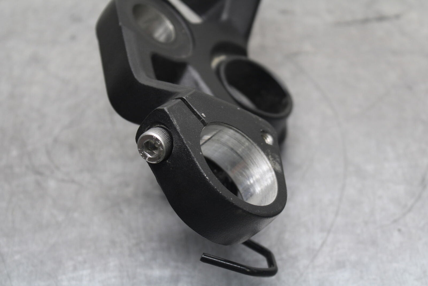 18-23 KAWASAKI NINJA 400 EX400 ABS FORKS UPPER TRIPLE TREE CLAMP BB747