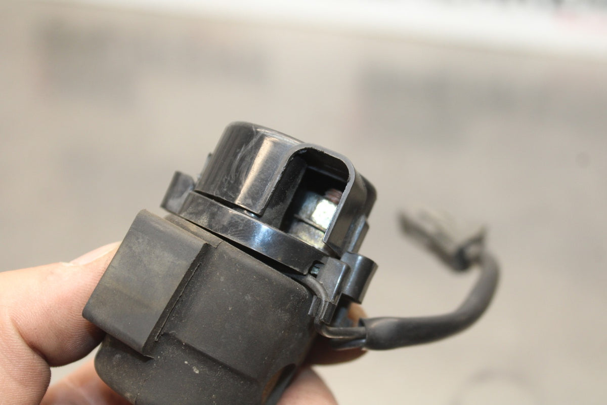05 DUCATI SUPERSPORT 800 ENGINE STARTER RELAY STARTING MOTOR SWITCH BB913