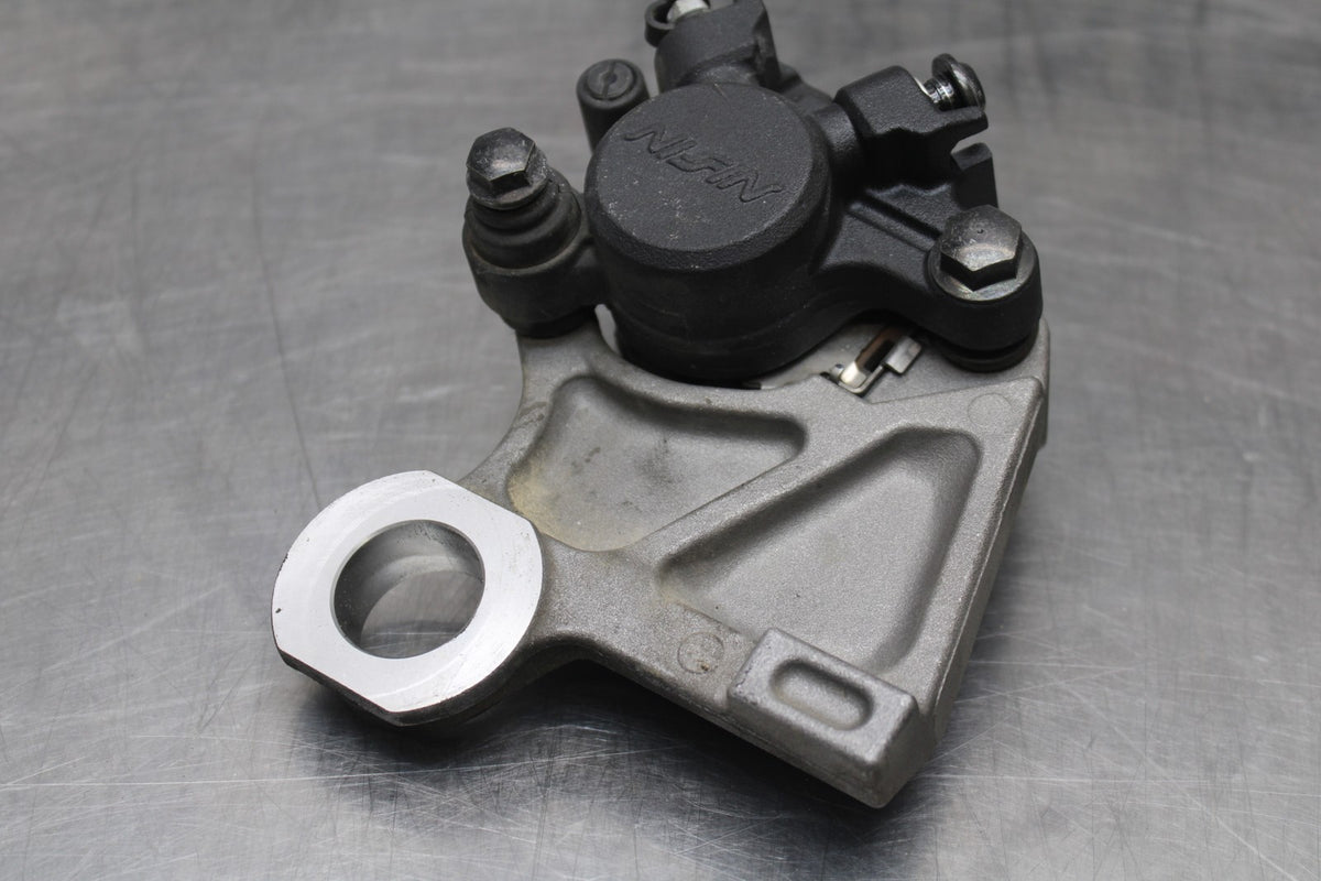 08-16 YAMAHA YZF R6 REAR BACK BRAKE CALIPER W MOUNT BRACKET BB856