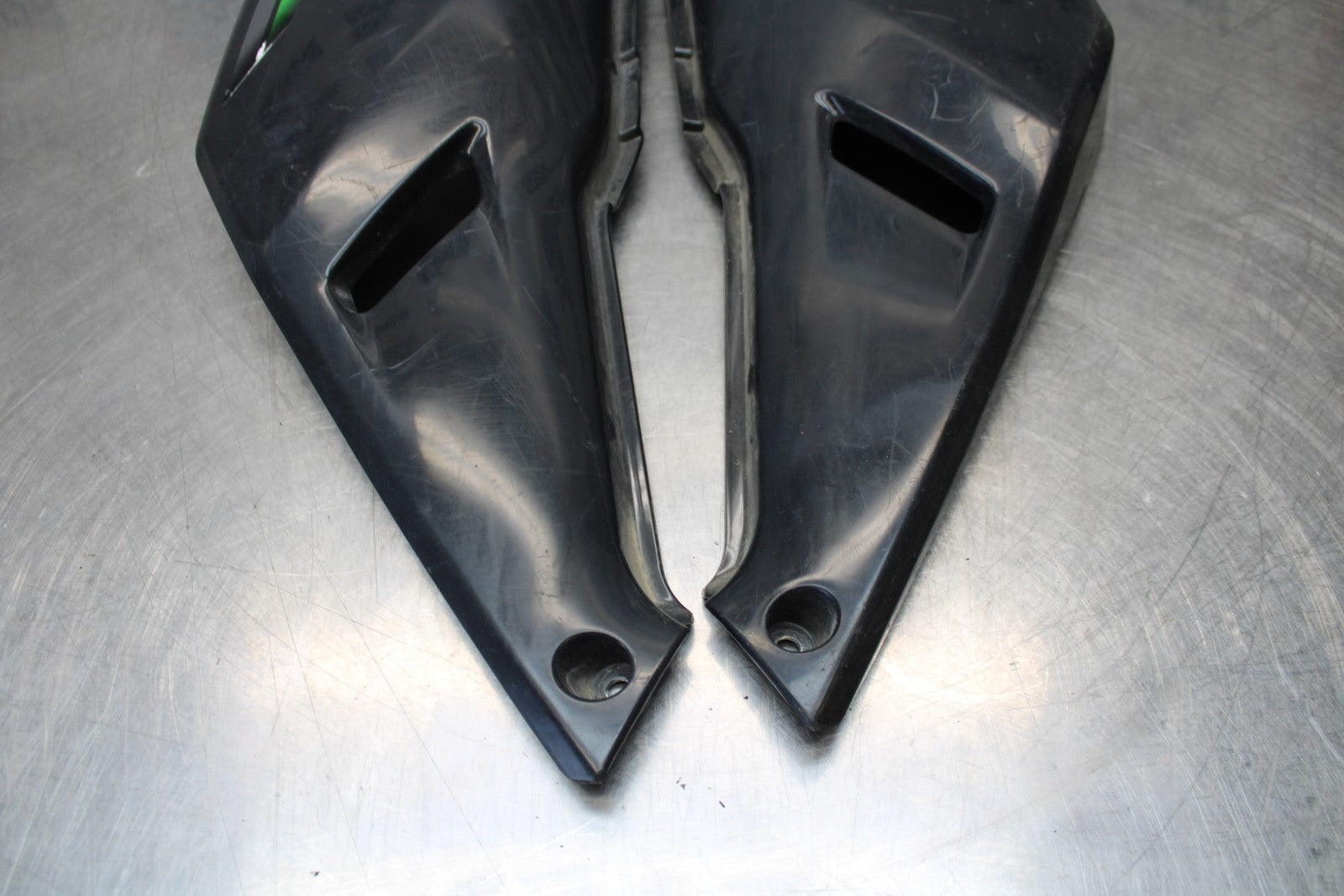 08-18 KAWASAKI KLR650 RIGHT & LEFT REAR BACK TAIL FAIRING COWL SHROUD BB183