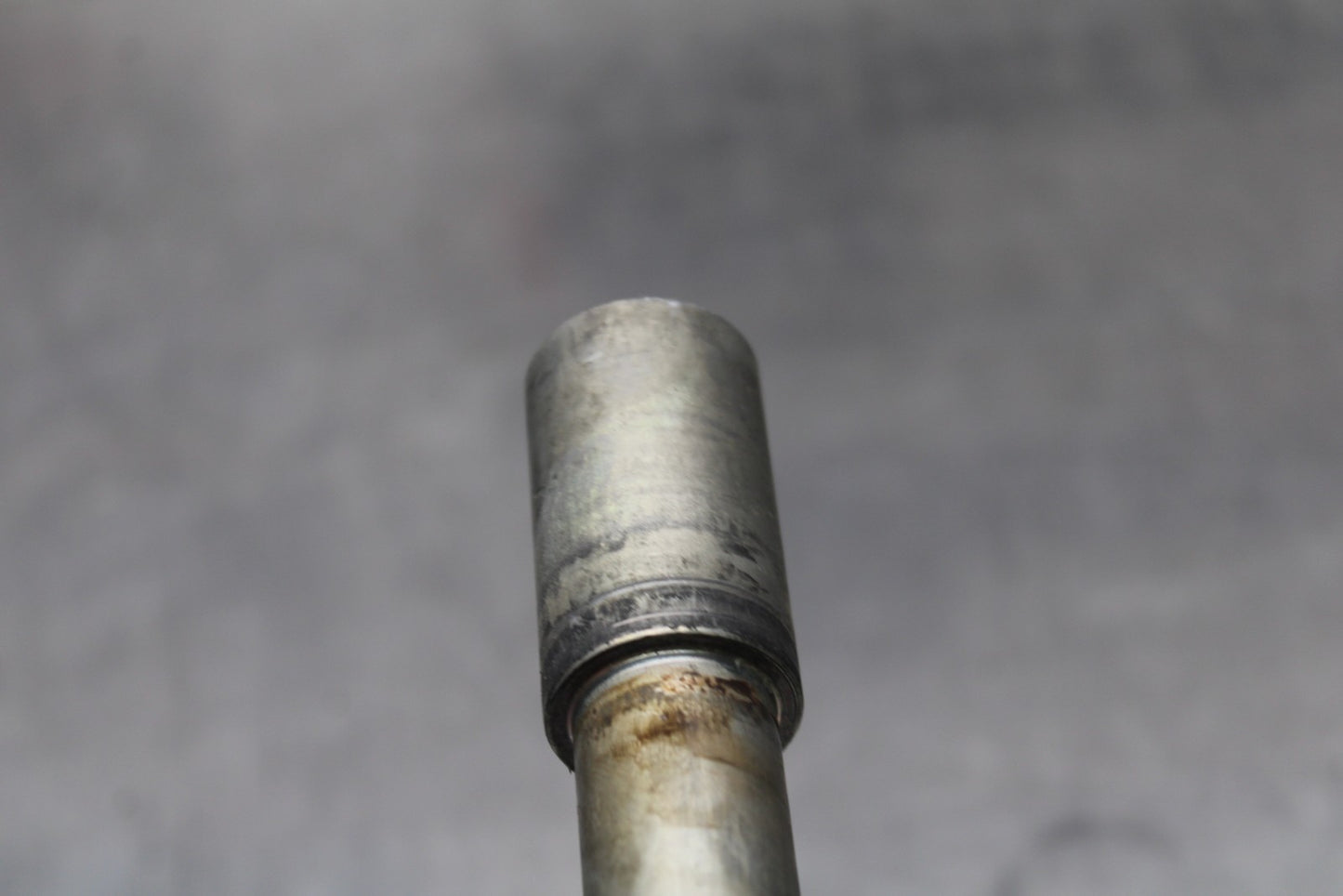 11-22 SUZUKI GSXR 600  FRONT WHEEL RIM AXLE PIVOT BOLT BB193