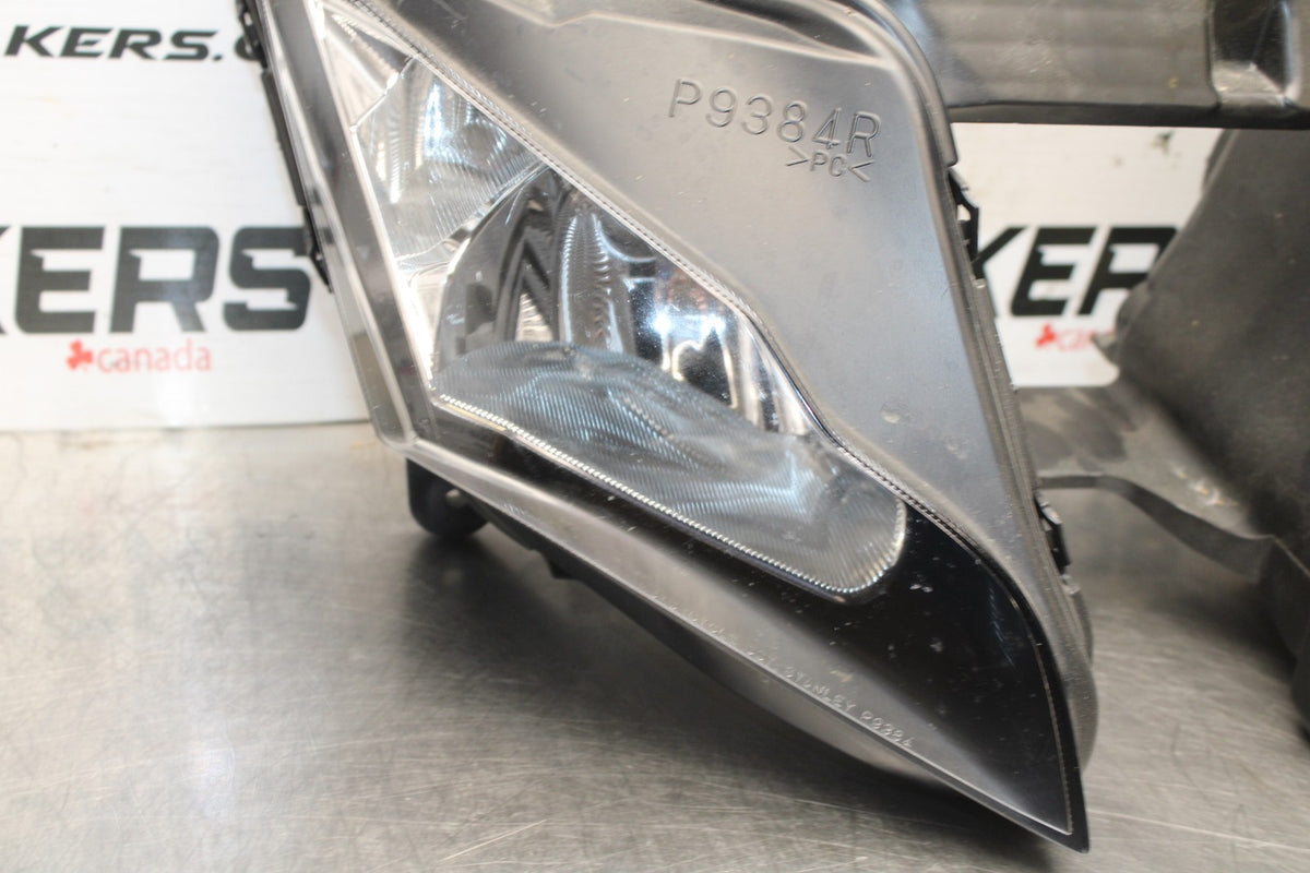 11-15 KAWASAKI NINJA ZX10R FRONT HEADLIGHT HEAD LIGHT LAMP BB840