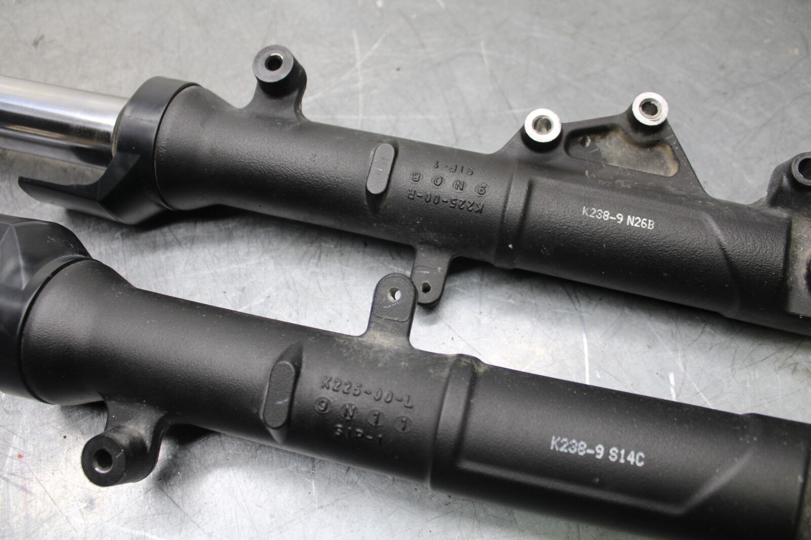 19-22 KAWASAKI Z400 FRONT FORKS SHOCK SUSPENSION SET PAIR BB708