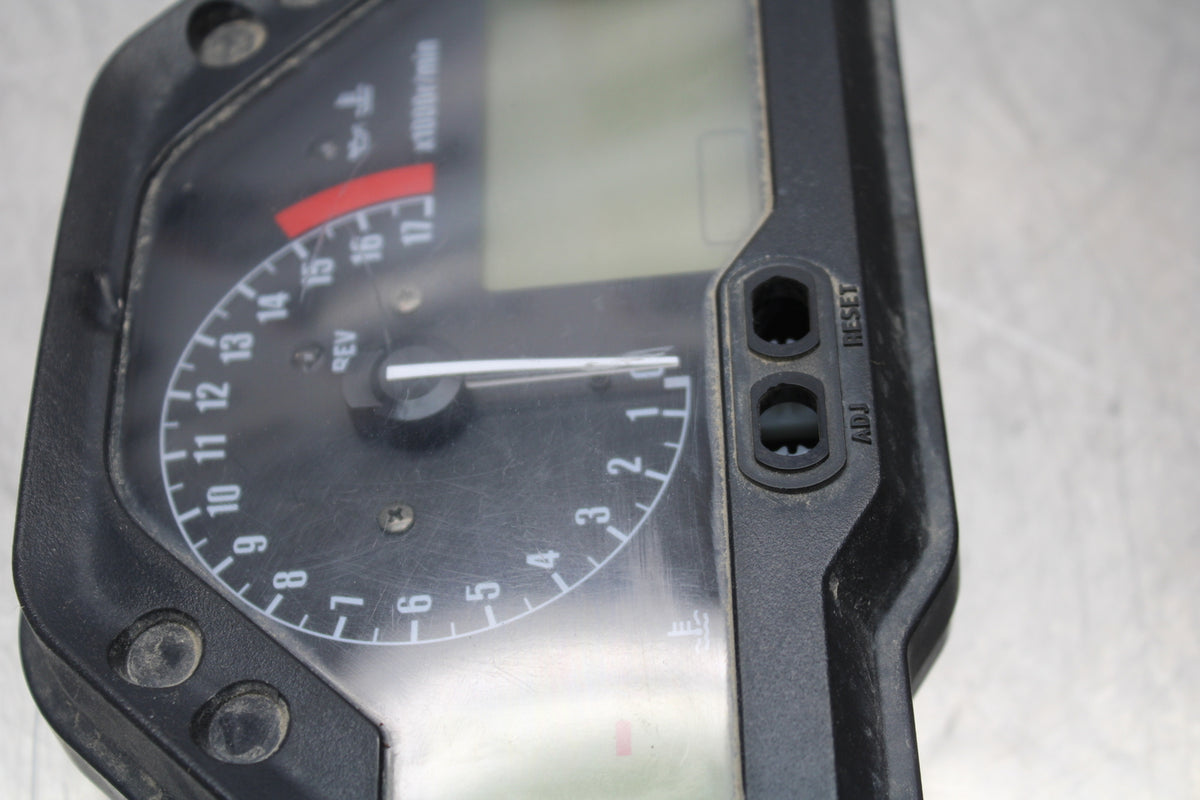 05-06 HONDA CBR600RR SPEEDO TACH GAUGES CLUSTER SPEEDOMETER TACHOMETER BB149